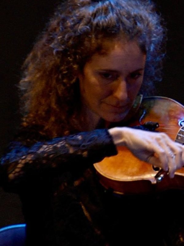 Matéa Ibanez à l'alto en concert